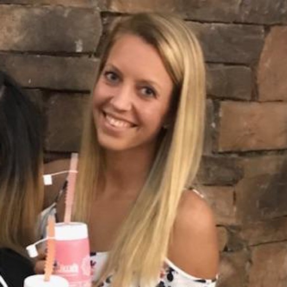 Meet your Posher, Kristyn - Picture 1 of 1